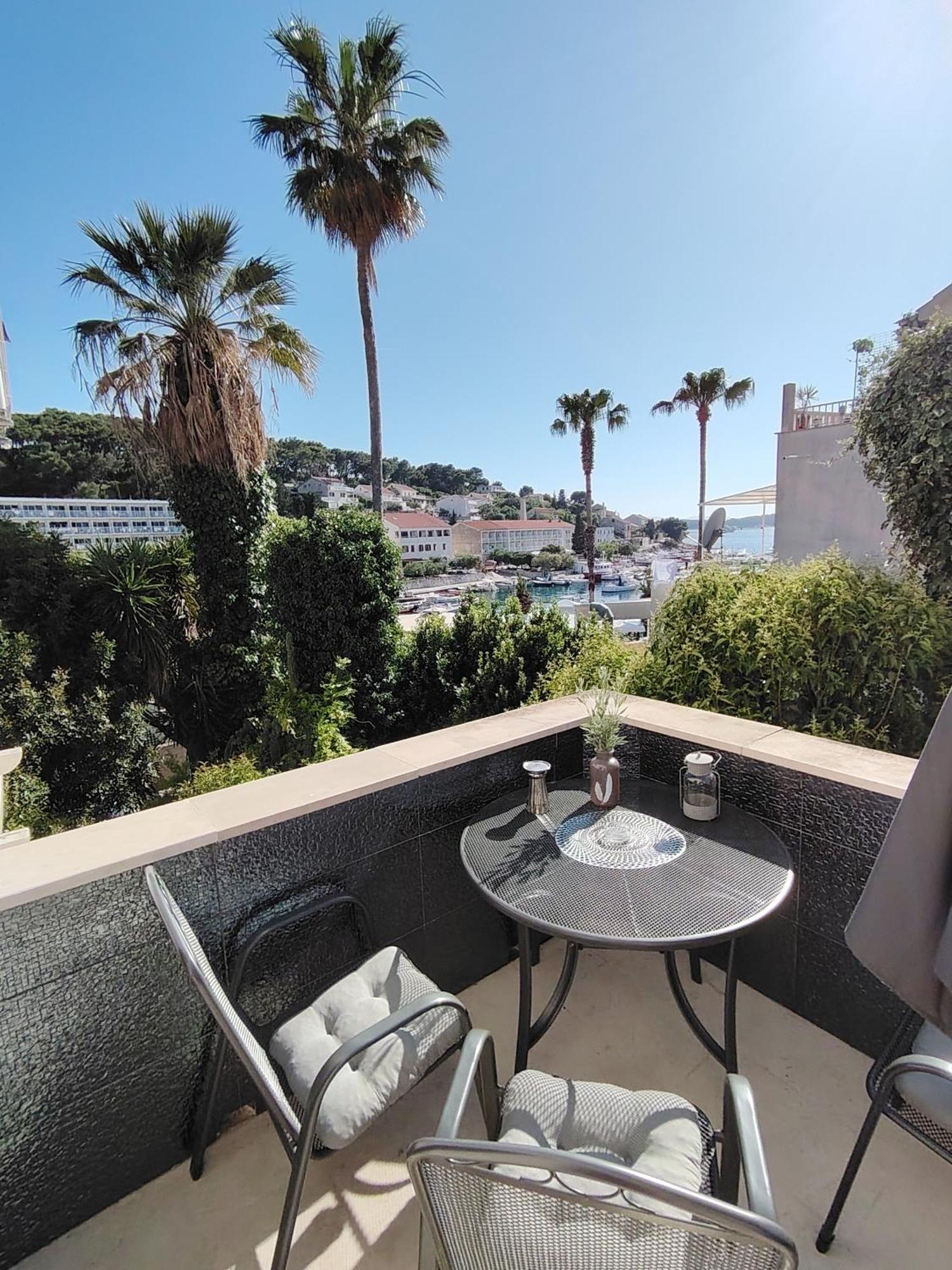 Apartments Villa Domus Marini Hvar Town Room photo